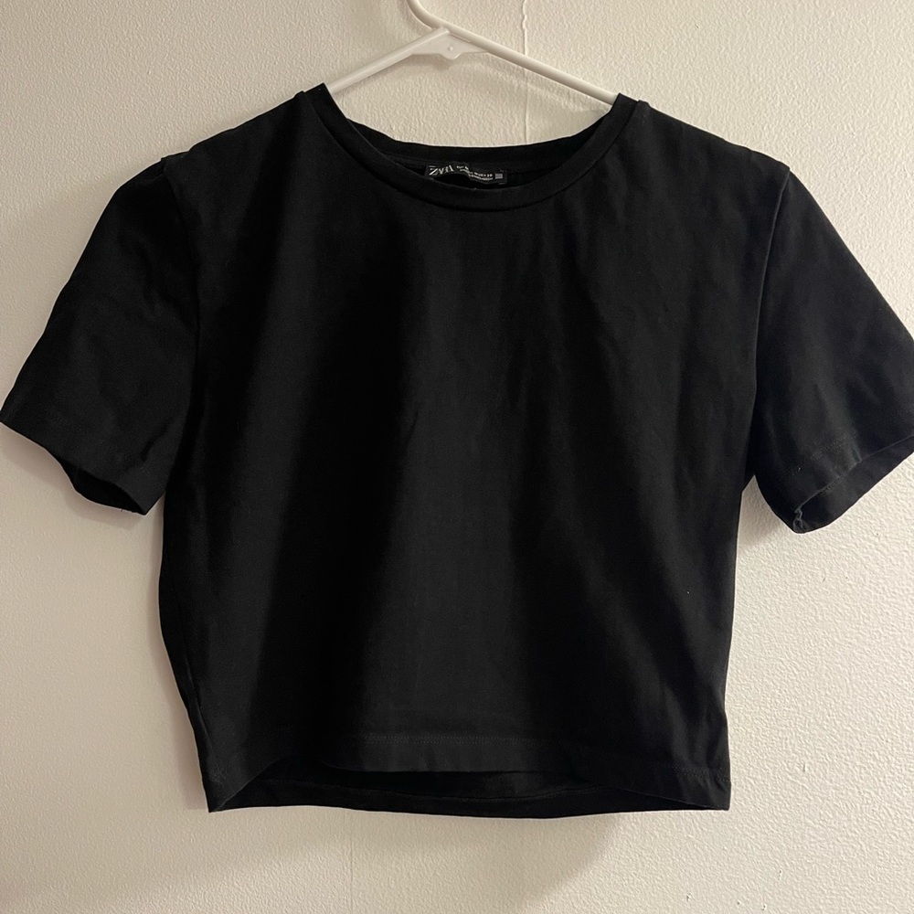 Black Zara Cropped T-Shirt M